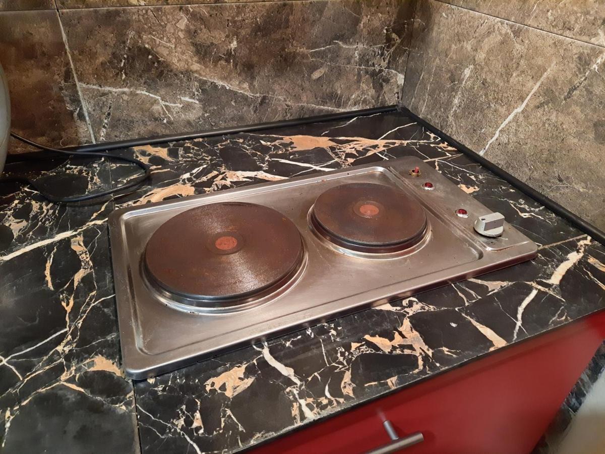 Midnight Cats' Apartment In Rynok Square Світло Є Завжди! Lviv Exteriör bild